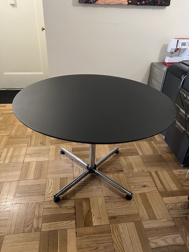 Usm haller kitos - usm, round